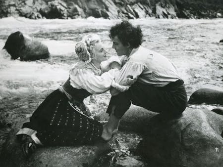 Driver dagg faller regn (Das Mädchen vom Germundshof)