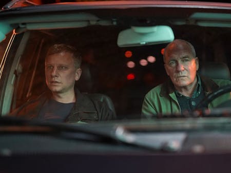 Schweigend steht der Wald