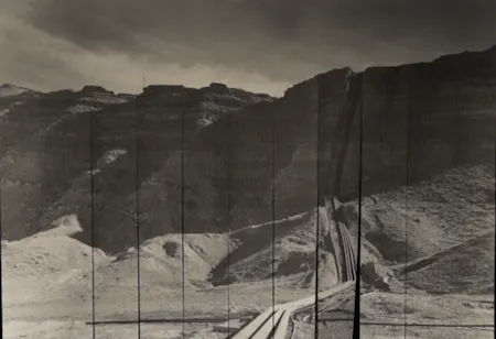 vienna shorts: Flows Of Oil Images And Infrastructures