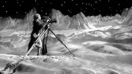 Frau im Mond